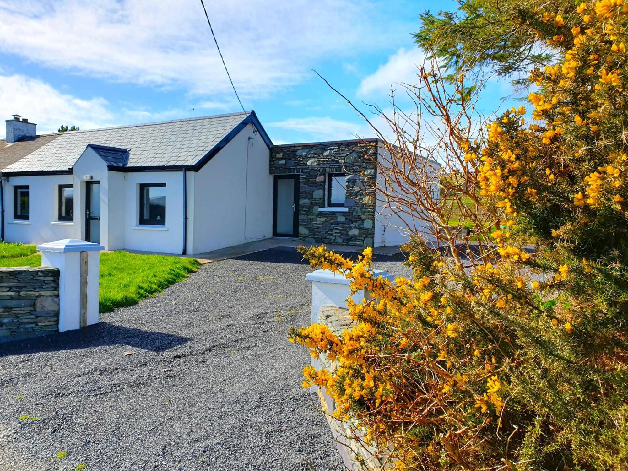 Shore Cottage - Cosy Comfort At The Sea Knights Town Экстерьер фото